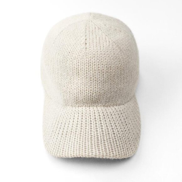 NWT ZARA KNIT CAP SIZE M - Picture 3 of 5